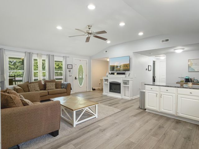 2571 Camden Road, Holly Hill, SC 29059