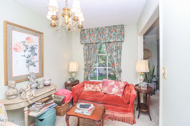 697 Country Place Drive, Pearl, MS 39208