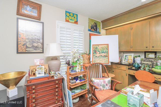 697 Country Place Drive, Pearl, MS 39208