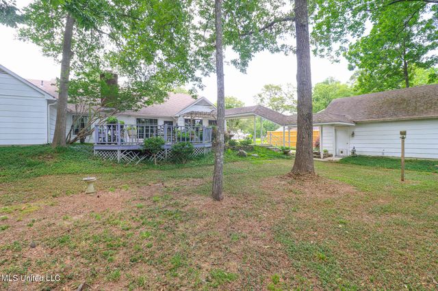 697 Country Place Drive, Pearl, MS 39208
