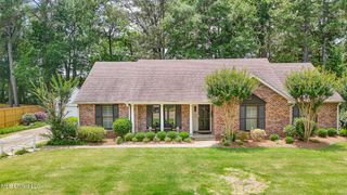697 Country Place Drive, Pearl, MS 39208