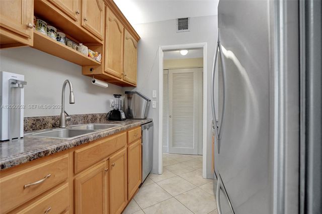 400 N Riverside Dr 514, Pompano Beach, FL 33062