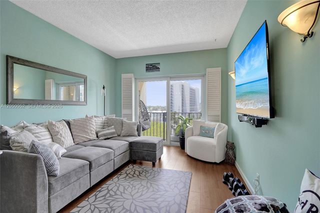 400 N Riverside Dr 514, Pompano Beach, FL 33062