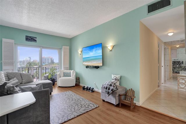 400 N Riverside Dr 514, Pompano Beach, FL 33062