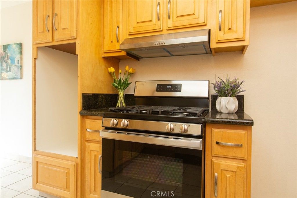 Image 11 of property listing at 3790 Nuttree, Riverside, CA 92501