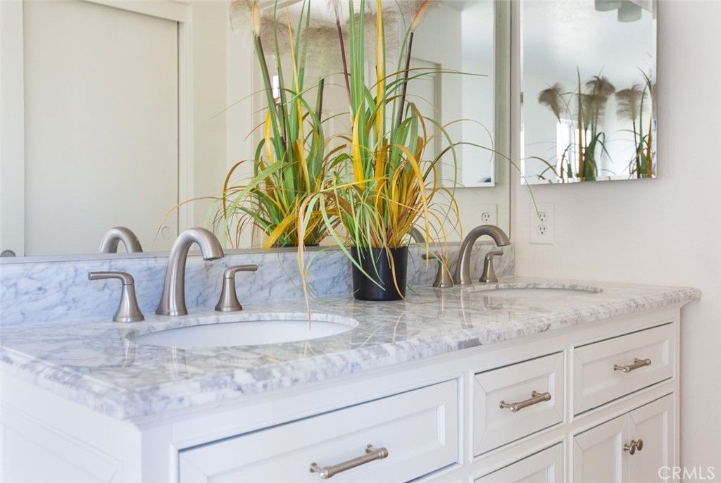 Image 18 of property listing at 3790 Nuttree, Riverside, CA 92501