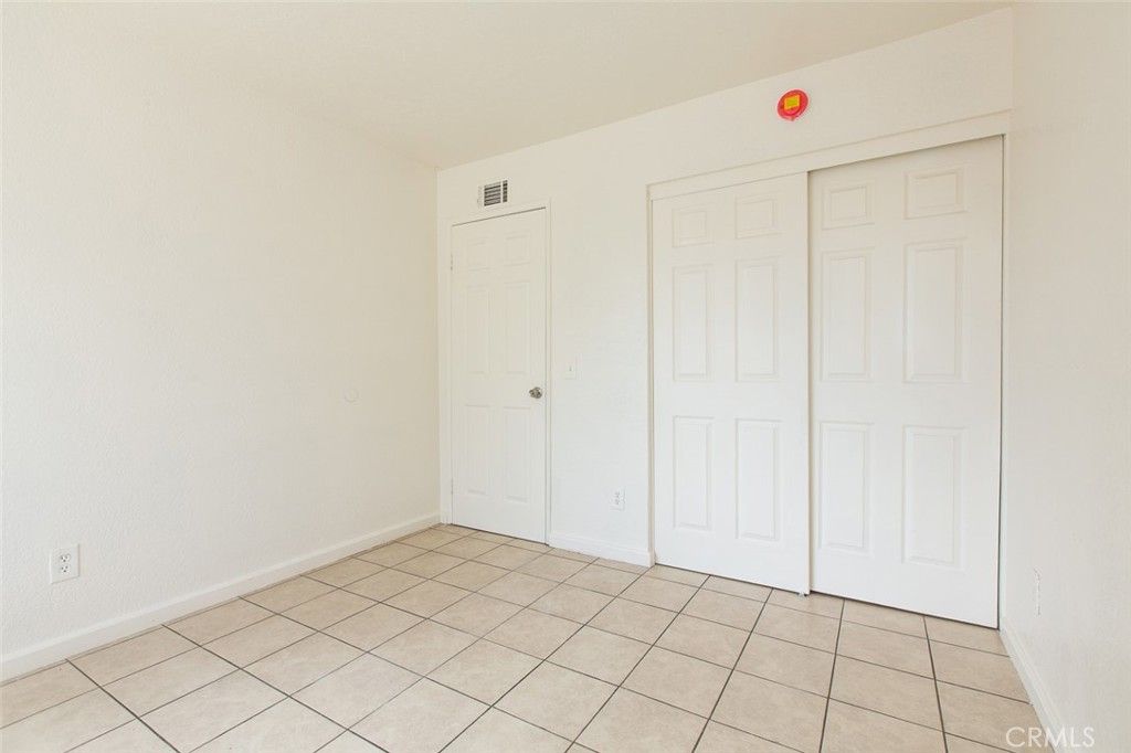 Image 20 of property listing at 3790 Nuttree, Riverside, CA 92501