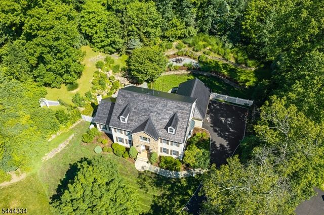 3 Connet Ln, Mendham Twp., NJ 07945