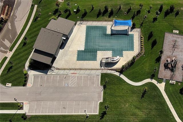 19013 W 188th Terrace, Spring Hill, KS 66083