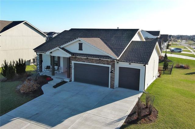 19013 W 188th Terrace, Spring Hill, KS 66083