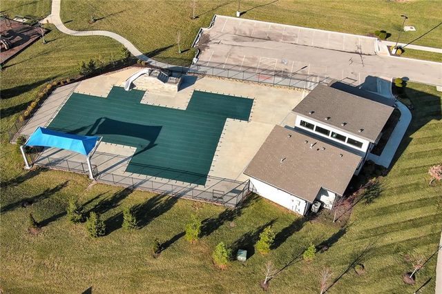 19013 W 188th Terrace, Spring Hill, KS 66083