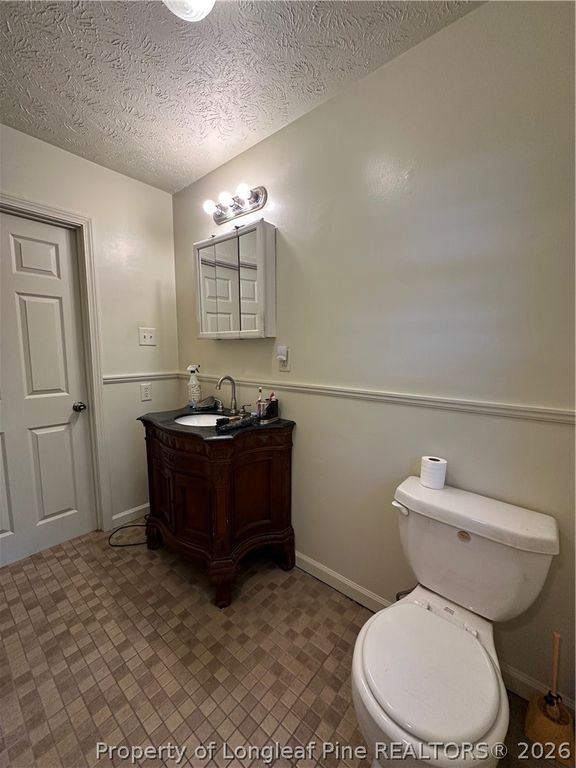 109 W Chestnut Street, Maxton, NC 28364 — photo 21