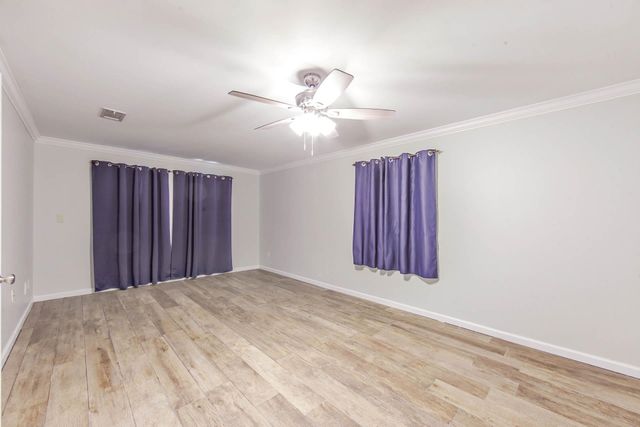 3912 Benton Dr, Bourg, LA 70343