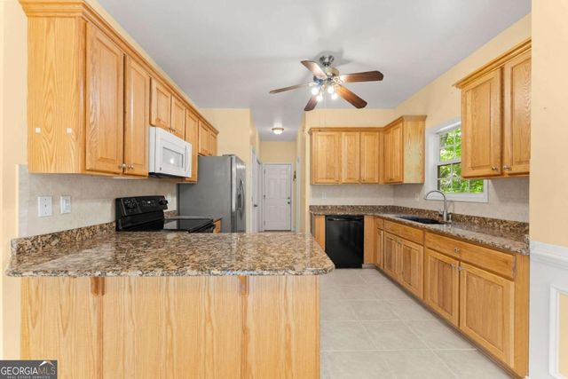 95 Oak Creek Way, Dawsonville, GA 30534