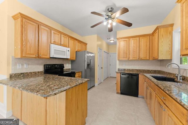 95 Oak Creek Way, Dawsonville, GA 30534