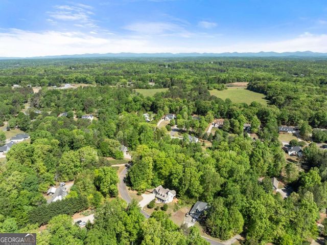 95 Oak Creek Way, Dawsonville, GA 30534