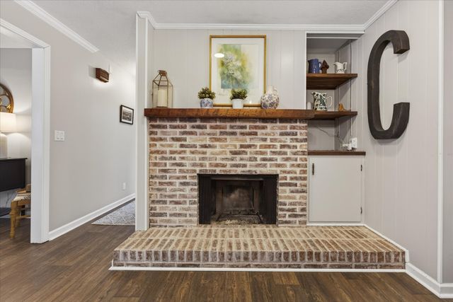 432 Rivermont Dr, Clarksville, TN 37043