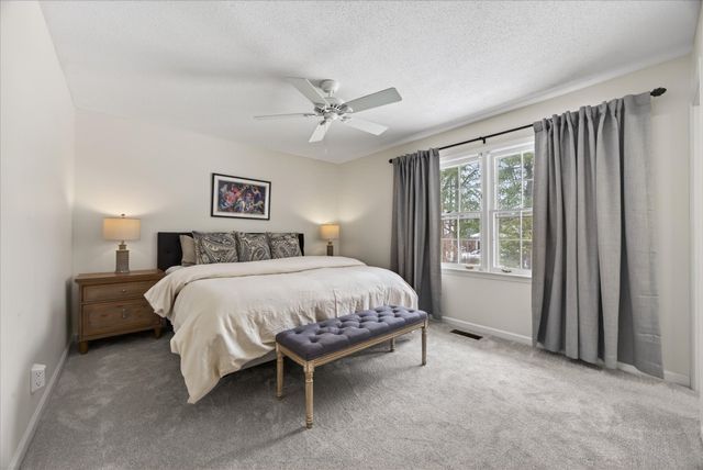 432 Rivermont Dr, Clarksville, TN 37043