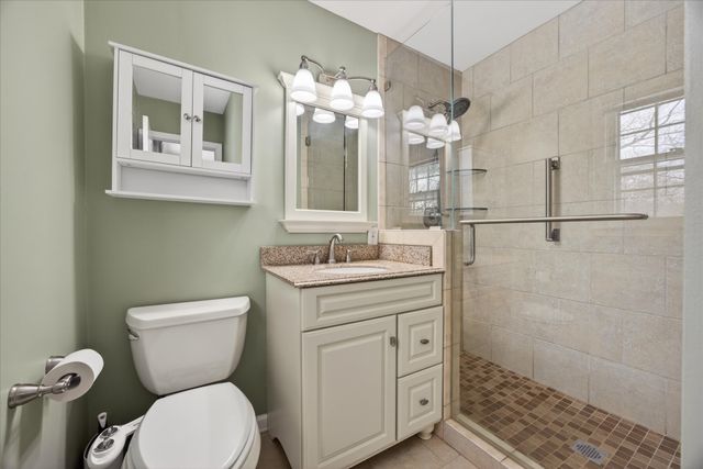 432 Rivermont Dr, Clarksville, TN 37043