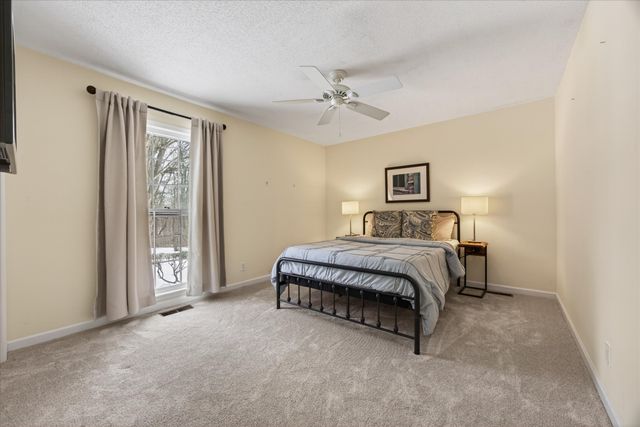 432 Rivermont Dr, Clarksville, TN 37043