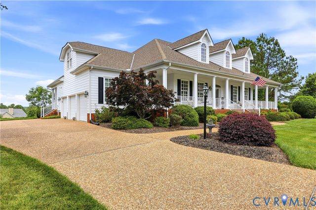 814 Dogwood Dell Ln, Powhatan, VA 23113