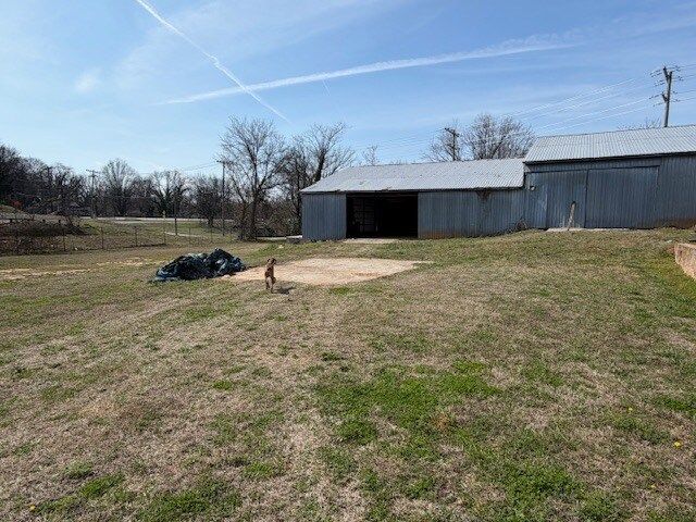 231 W Market Street, Anderson, SC 29624
