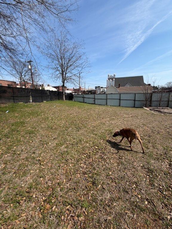 231 W Market Street, Anderson, SC 29624