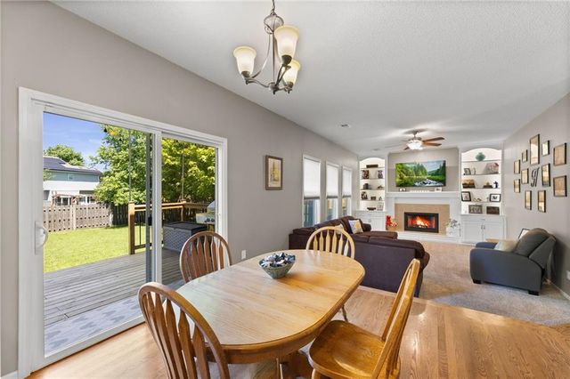 18844 W 160th Terrace, Olathe, KS 66062