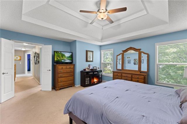 18844 W 160th Terrace, Olathe, KS 66062