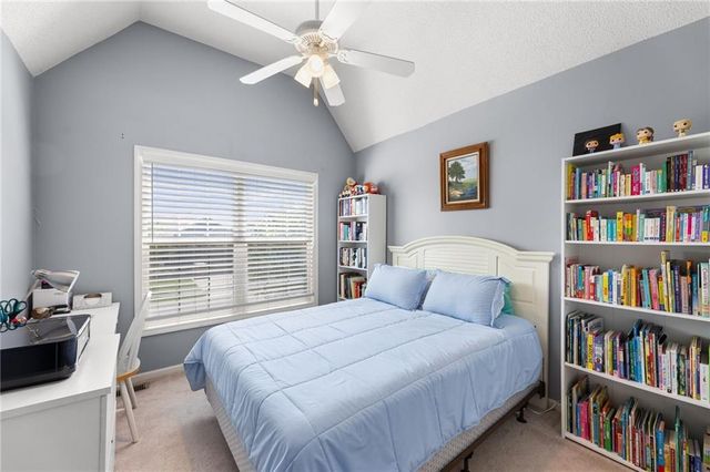 18844 W 160th Terrace, Olathe, KS 66062