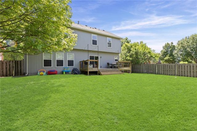 18844 W 160th Terrace, Olathe, KS 66062