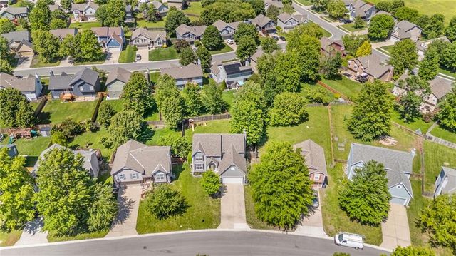 18844 W 160th Terrace, Olathe, KS 66062