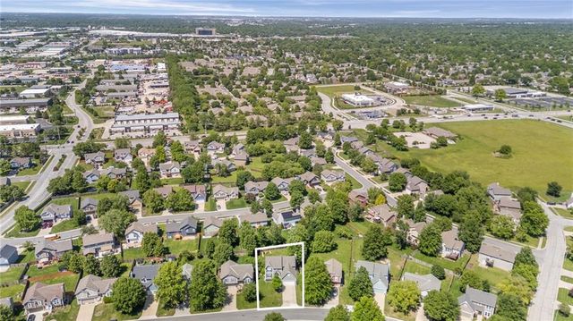 18844 W 160th Terrace, Olathe, KS 66062