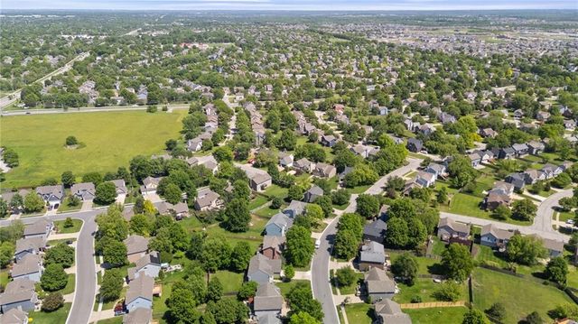 18844 W 160th Terrace, Olathe, KS 66062