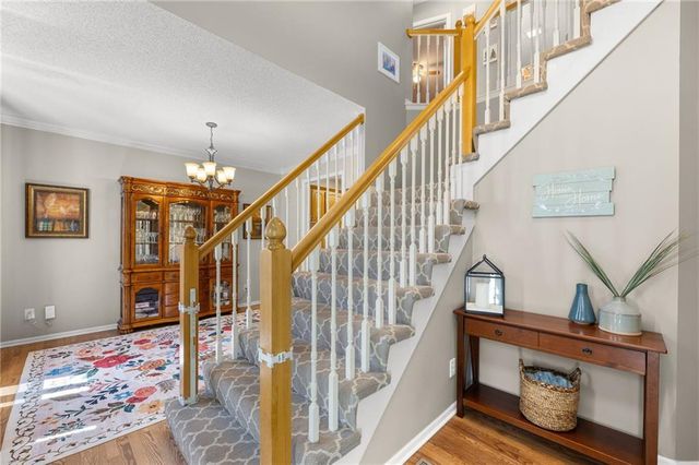 18844 W 160th Terrace, Olathe, KS 66062