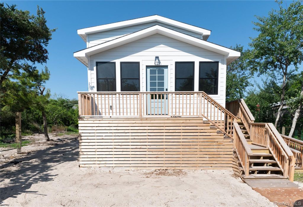 108 Ocean Road, Ocean Beach, NY 11770