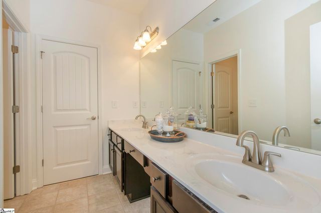 1 Knob Creek Court, Easley, SC 29642