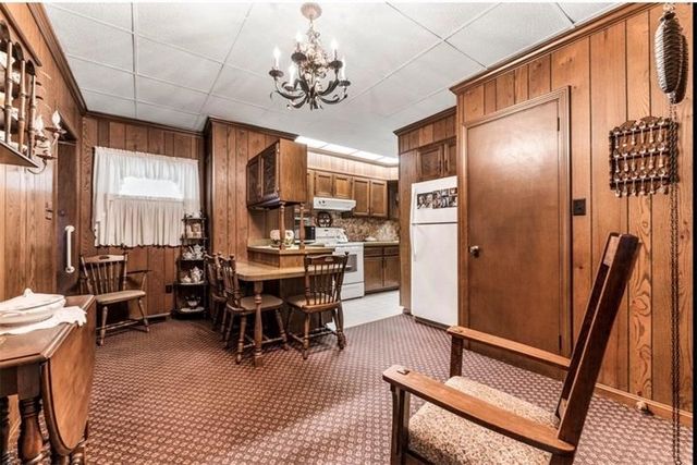 334 E State Street, Sharon, PA 16146