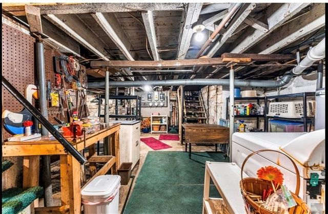 334 E State Street, Sharon, PA 16146