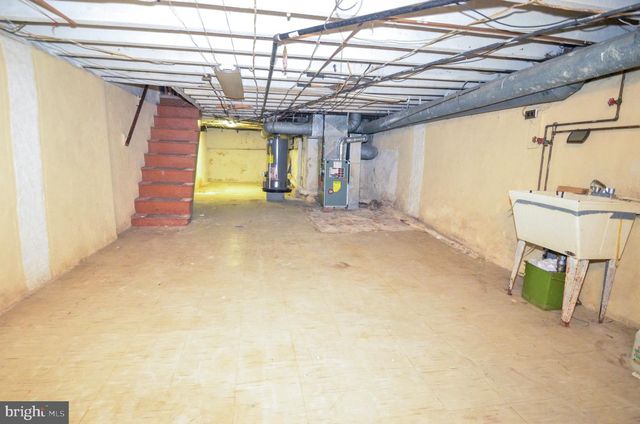 7246 GRAYS AVE, Philadelphia, PA 19142