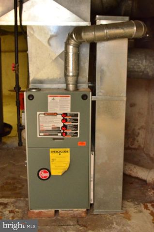 7246 GRAYS AVE, Philadelphia, PA 19142