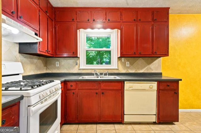 372 Plantation Boulevard, Lawrenceville, GA 30046