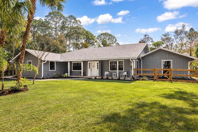 8166 N 155th Place, Palm Beach Gardens, FL 33418