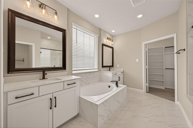 10022 Cloud Mist Drive, Houston, TX 77080