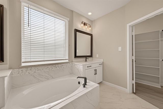 10022 Cloud Mist Drive, Houston, TX 77080