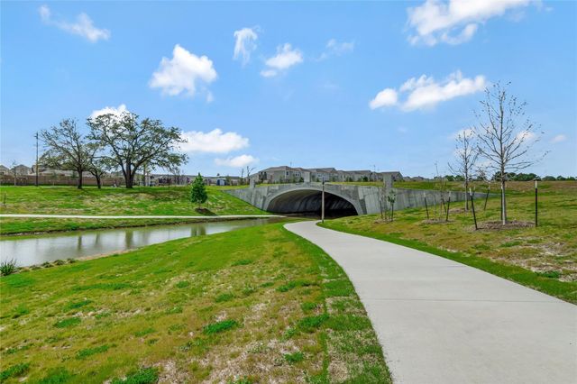 10022 Cloud Mist Drive, Houston, TX 77080