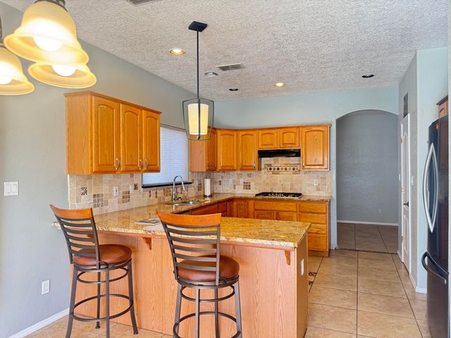 8808 Vallejo Place NE, Albuquerque, NM 87122