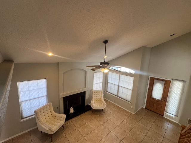 8808 Vallejo Place NE, Albuquerque, NM 87122