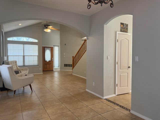 8808 Vallejo Place NE, Albuquerque, NM 87122