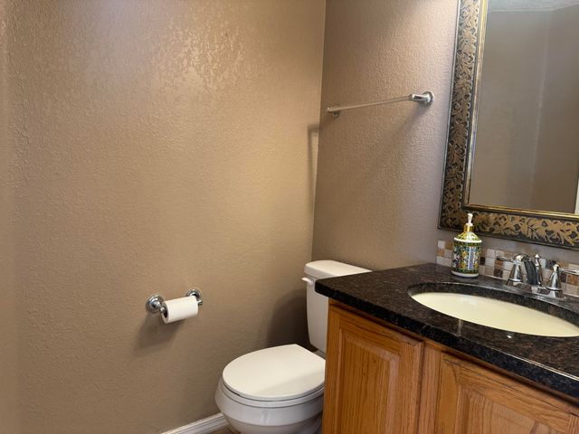 8808 Vallejo Place NE, Albuquerque, NM 87122